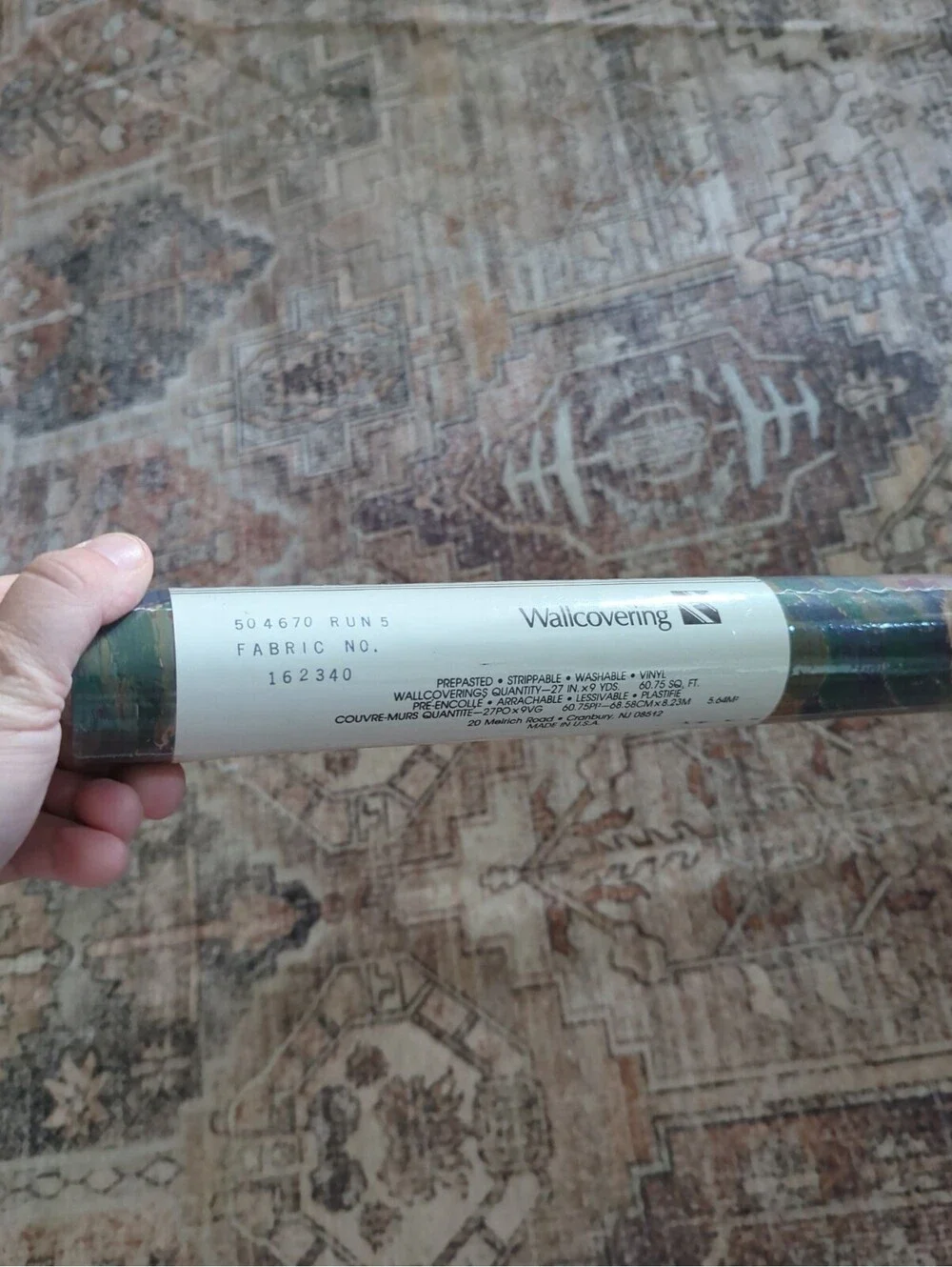 Vintage 1 Roll@ 60.75 Sq. Schumacher Wallcovering Floral - 162340